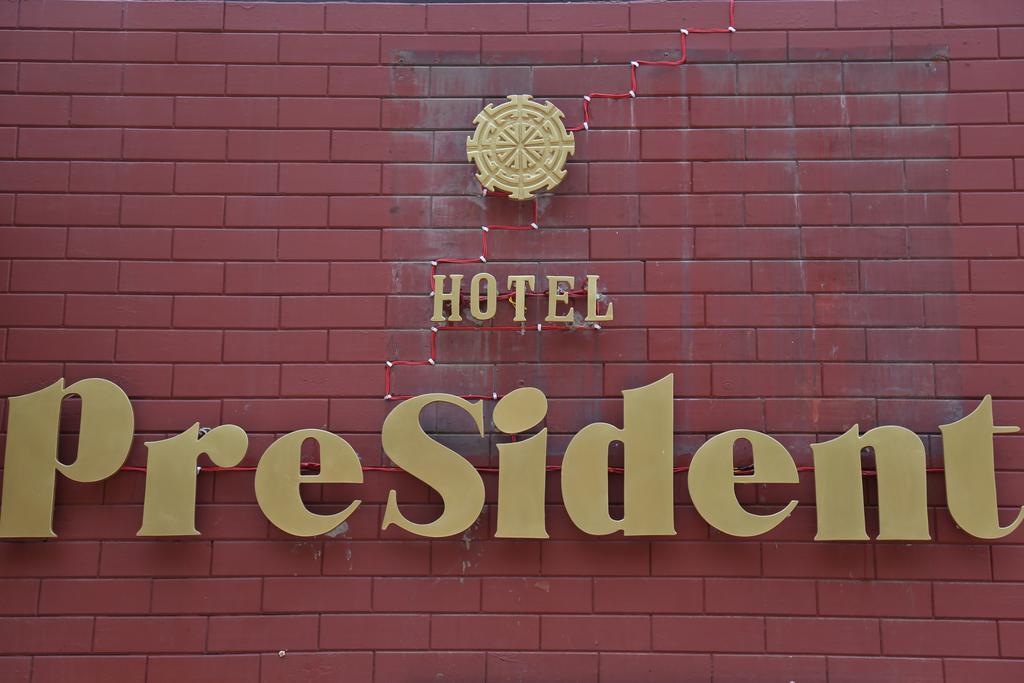 Hotel President Zirakpur Exterior photo